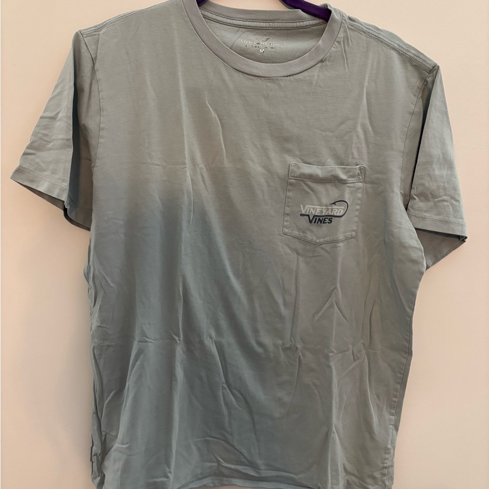 Vineyard Vines Men's Light Gray Pocket Tee